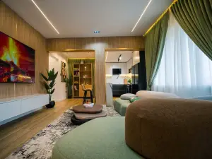Luxora Residence:A Luxurious 2-Bedroom Apartment