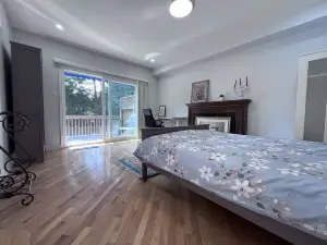 Maple Whisper Stay
