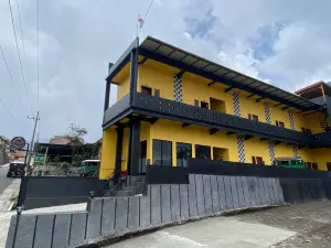 Homestay Honeymoon Bromo