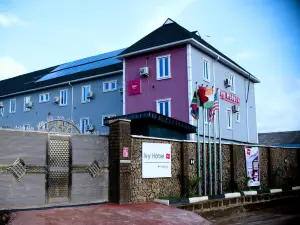 Ivy Hotel - Epe