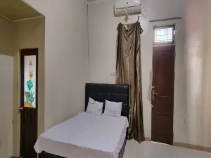Hotel O Gr Kost Kaladan