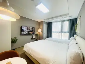 Inn-The City Myeongdong