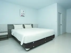 OYO 93774 Khaira Kos Dan PenginapanNearYani Heahlerr