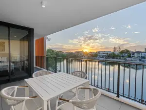 Essentia Surfers Paradise Boutique Apartments