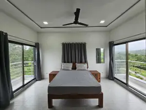 Hotel Randha
