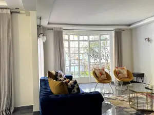 Luxurious Messe Luxe 4-bed Apartment CBD
