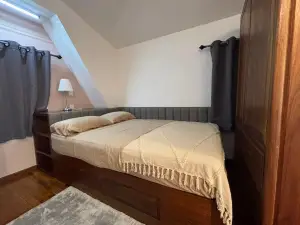 Annie's Heritage Suites