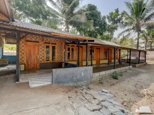 Villa Mawar Sawarna By ARBA