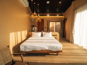 The Fam Cafe&Resort Chiangdao