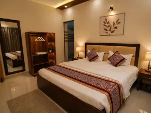 Lotus Stay By Hotel MR