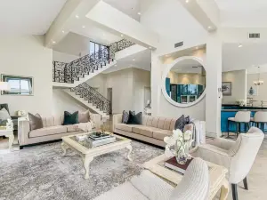 Exclusive Dural Estate Stay A Grand Luxury Escape