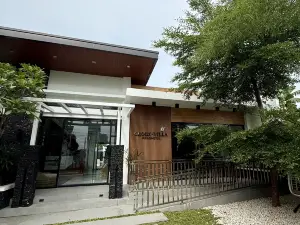 Choox Villa Hotel