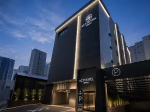 ACT HOTEL URBAN