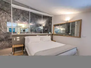 Luxury Seaview Rooftop by The First