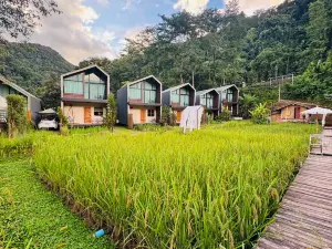 The Proud Resort Riverside Cafe Sapan-nan