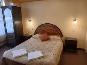 HOSTAL MILAGROS Inn