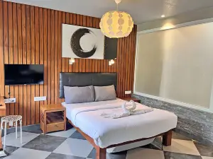 Kayyath Valley Inn Munnar – Luxury 4BHK Hillside Sanctuary