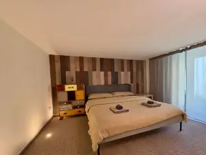 Kamus Apartment #1