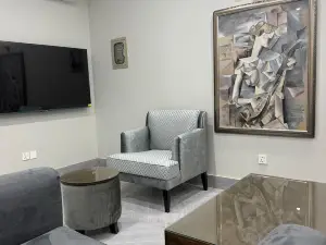 Regency Suites