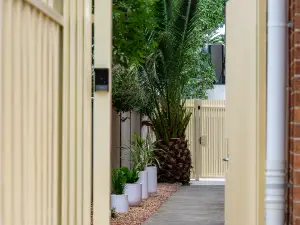 Canvas On Barkly Apartments St Kilda