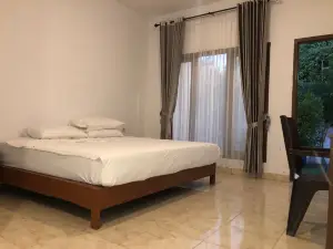 西西里亞旅館