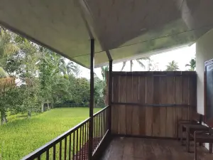 Benang Kelambu Cottage