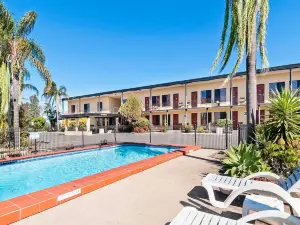 Country Plaza Taree