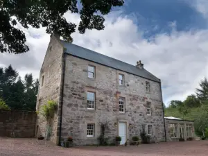 Old Millhouse - Luxury Retreat: Sauna, Yoga & Swim