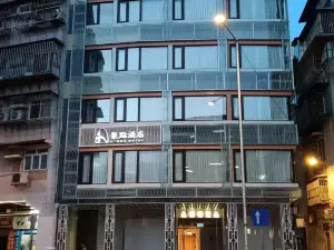 AGORA HOTEL