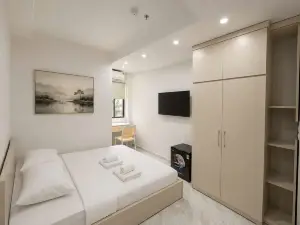 Dreamora Corner Hotel