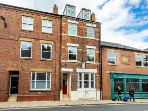 Gillygate Guest House