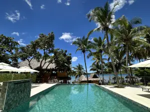 Holiday Beach Hotel