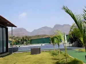 7 Mountains Farm