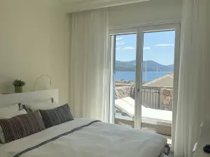 One Bedroom Sea View Apartment - Lustica Marina