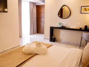 Kadiss Hotel