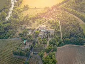 Maison Cantalauze, villas et vignes