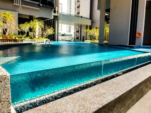 Imperio Residence with Private Bathtub by Lets Stay