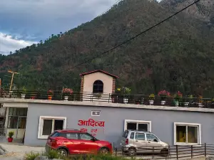 Hotel Aditya Home Stay