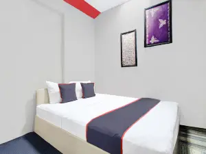 Hotel O Putra Family Homestay Sikunir Syariah