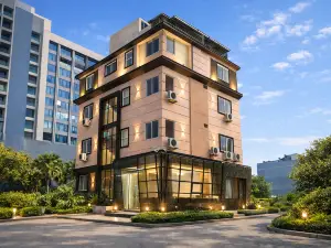 Signum CityScapes SKY Boutique Hotel - Indore
