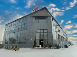 호텔 원 구즈란왈라