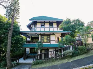 CASA KRONOS SUGARPINE TAGAYTAY