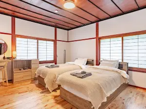 [With a private sauna] A relaxing inn in an old traditional house with a starry sky and a wood stove