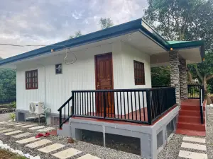 Virginias Cottage
