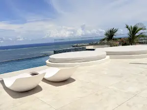 Infinity Pool +Stunning Ocean Views Gem in Nyali.