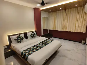 โรงแรม รอยัล พลาซ่า