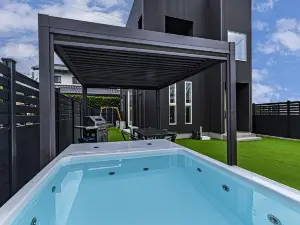 Galaxy Pool Resort