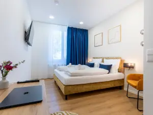 เชรีซี โรงแรม คอนสตันซ์ - เซลฟ์ เช็คอิน โอนลี