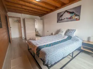 Chalet apartment in the heart of the village
