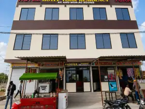 Hotel York Residency